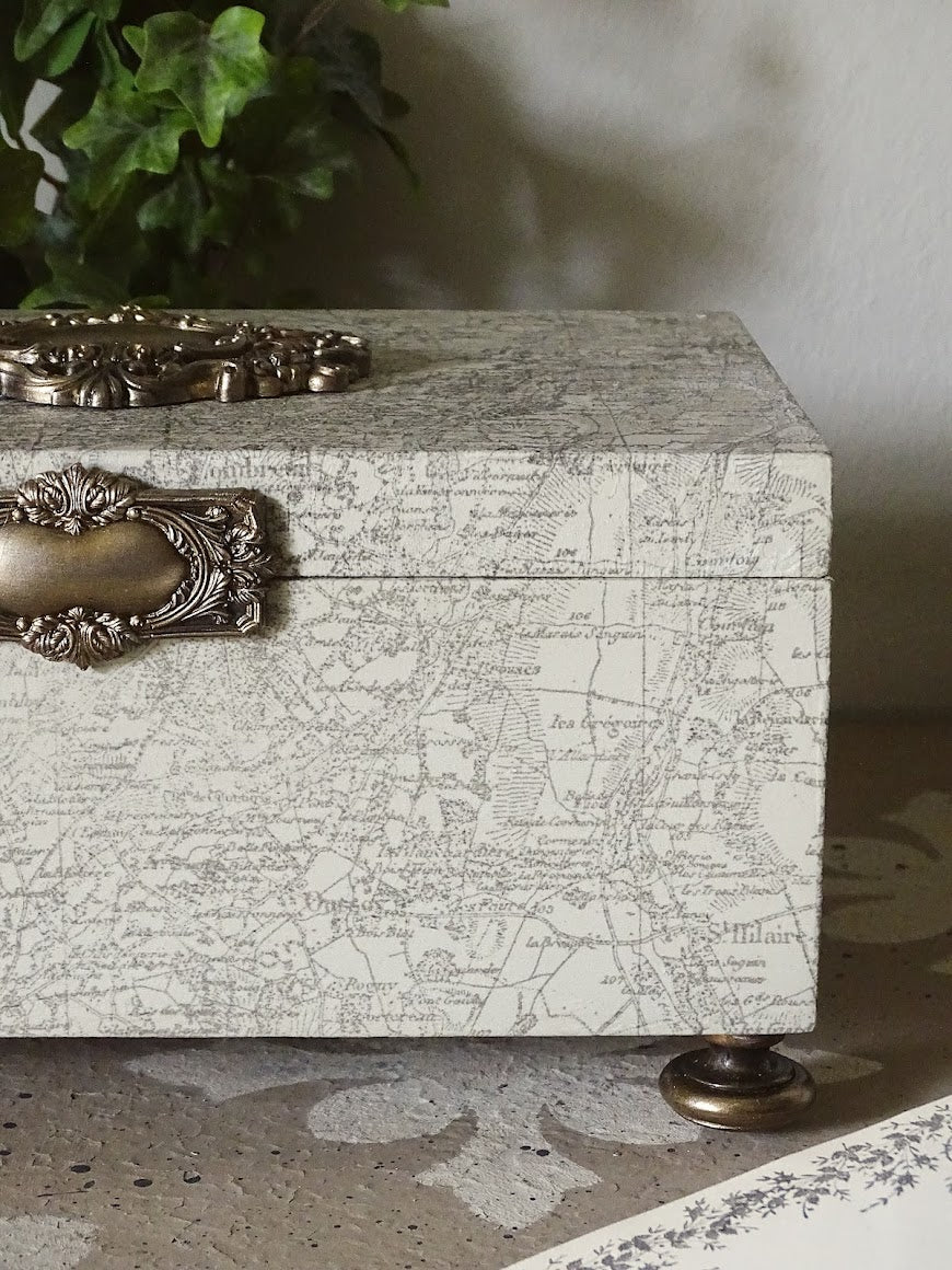 White box stamped with the Orléans stamp to create a map design.